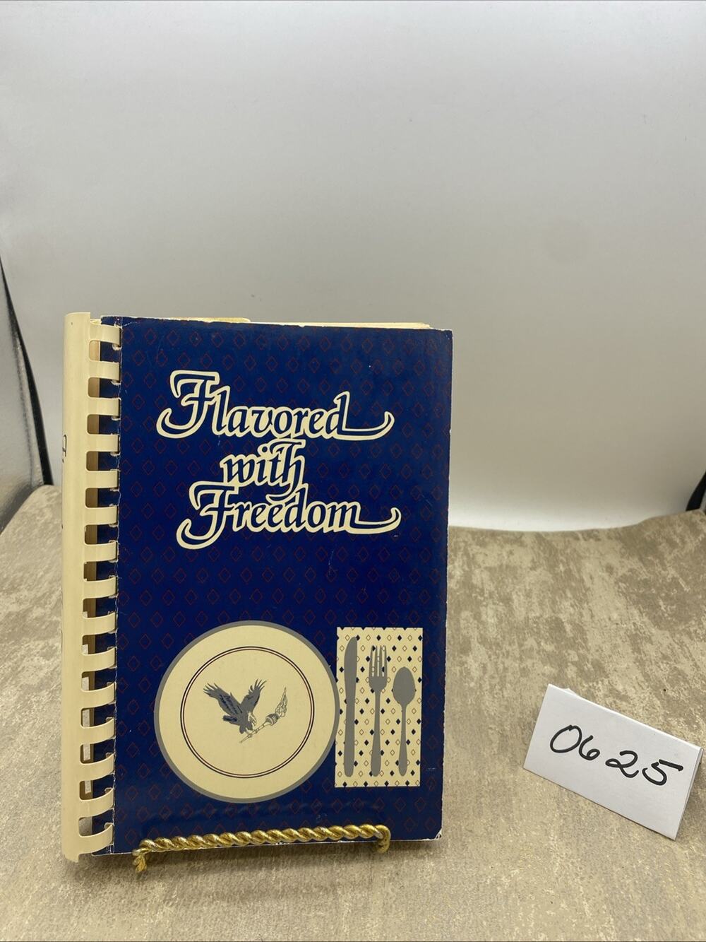 FLAVORED WITH FREEDOM Lubbock TX 1986 EAGLE FORUM COOKBOOK